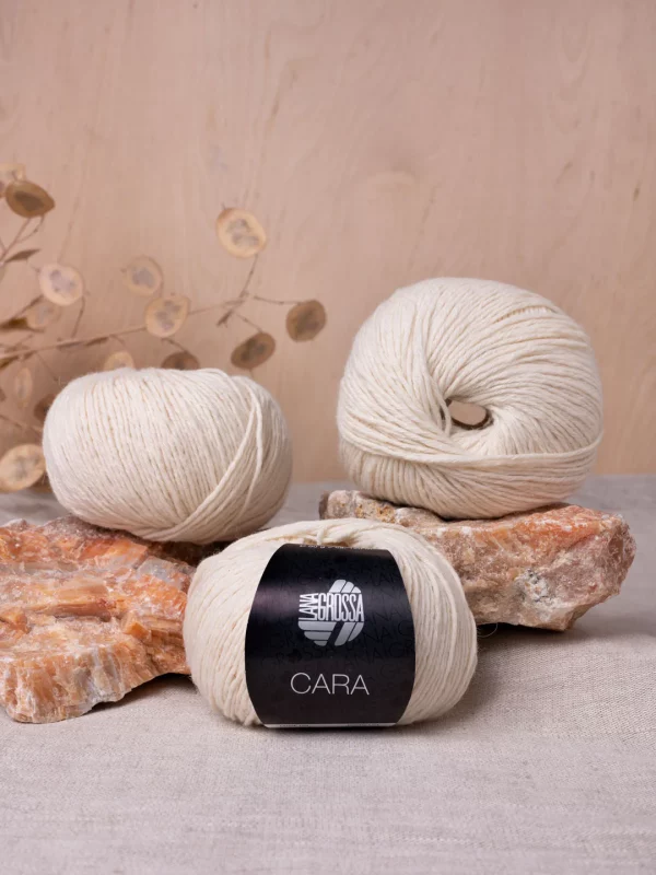 Cara 001 Bleekgeel