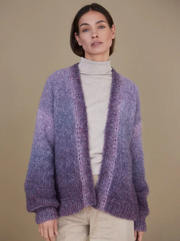 Breipakket Avio cardigan - Lookbook 15 model 15