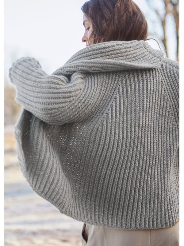 Breipakket Vest met een sjaalkraag - Lookbook 15 model 16